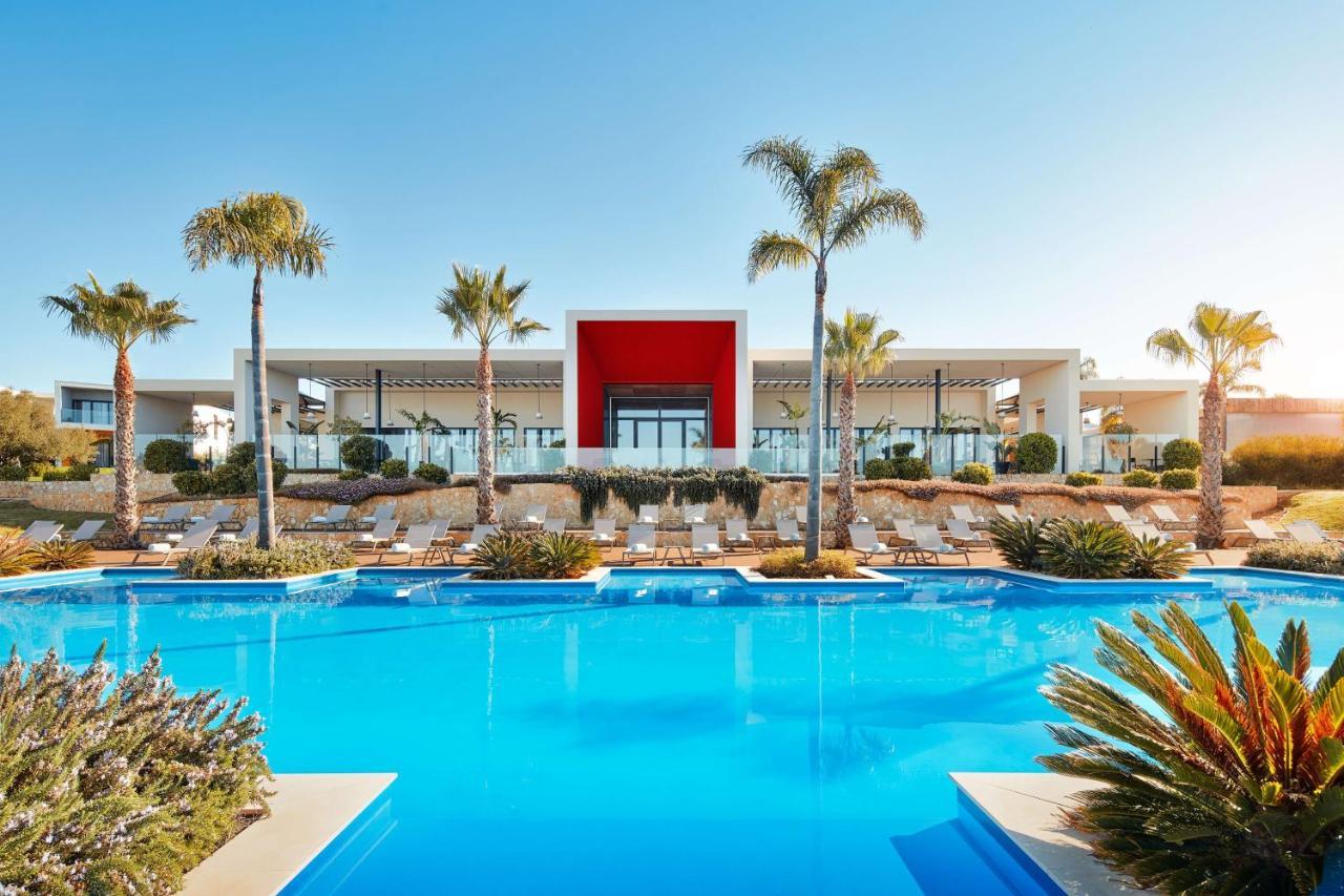 מלון Tivoli Alvor Algarve מראה חיצוני תמונה The swimming pool at the Hard Rock Hotel