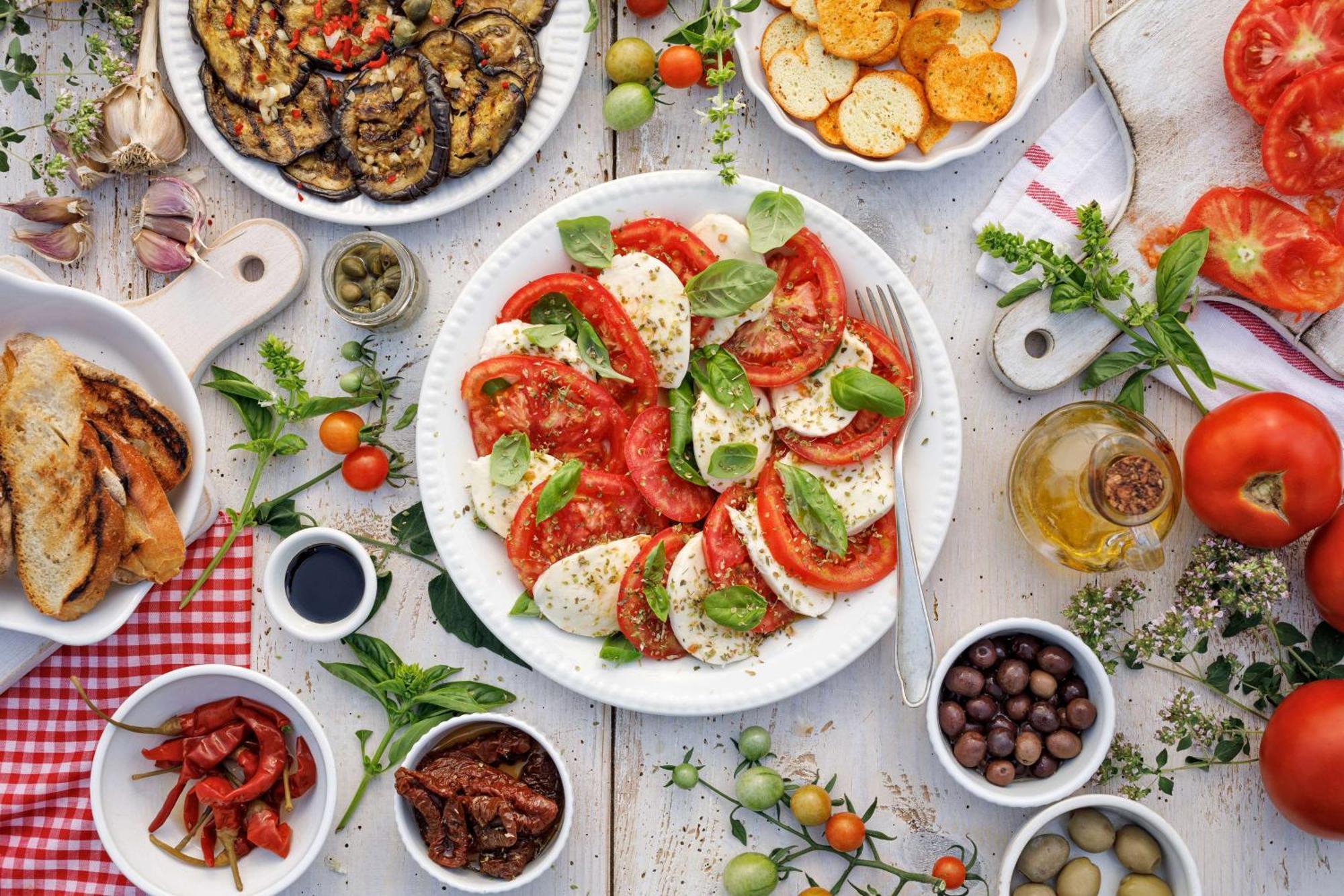 מלון Tivoli Alvor Algarve מראה חיצוני תמונה A selection of Italian cuisine