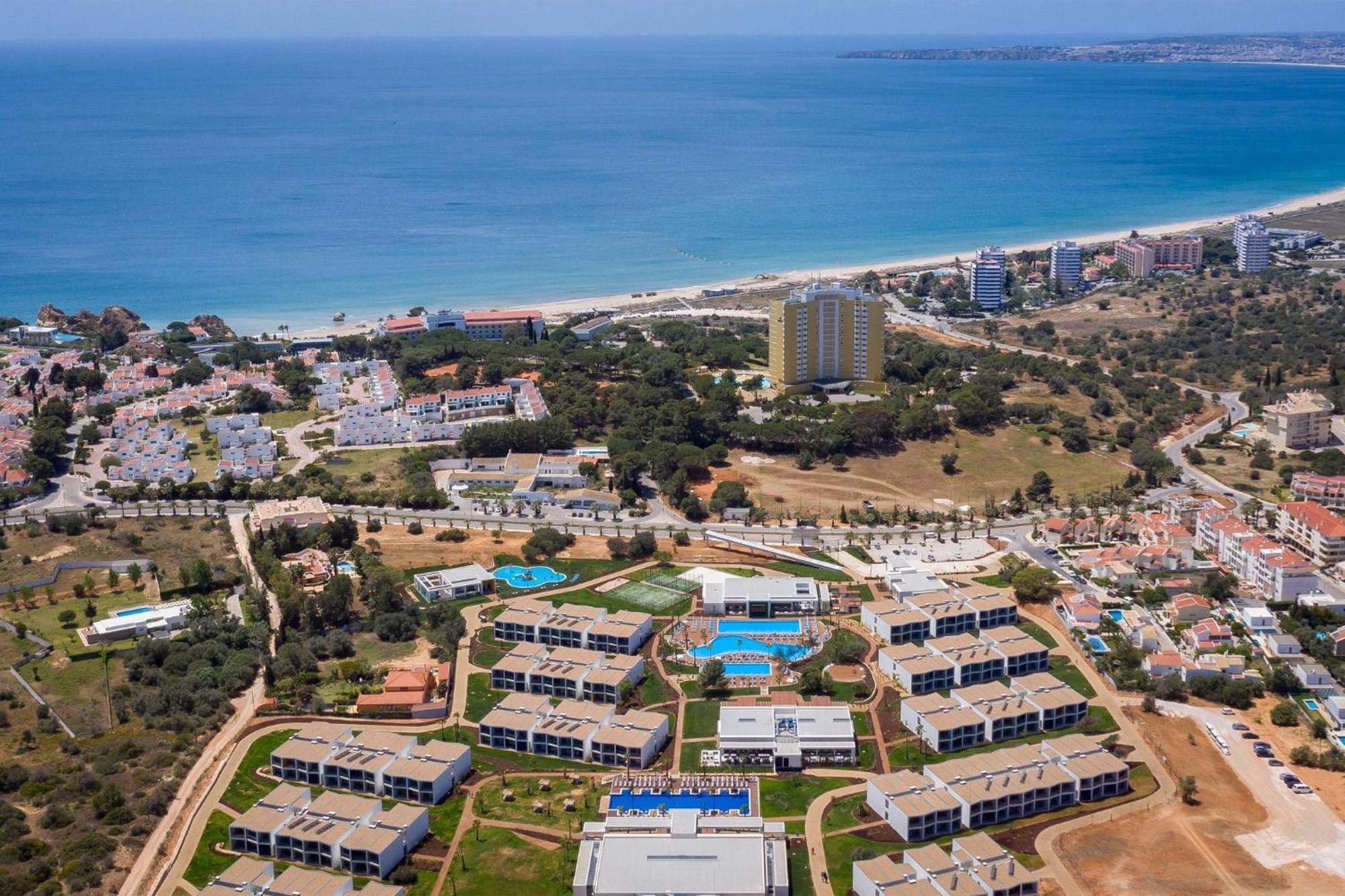 מלון Tivoli Alvor Algarve מראה חיצוני תמונה Aerial view of Quinta do Lago