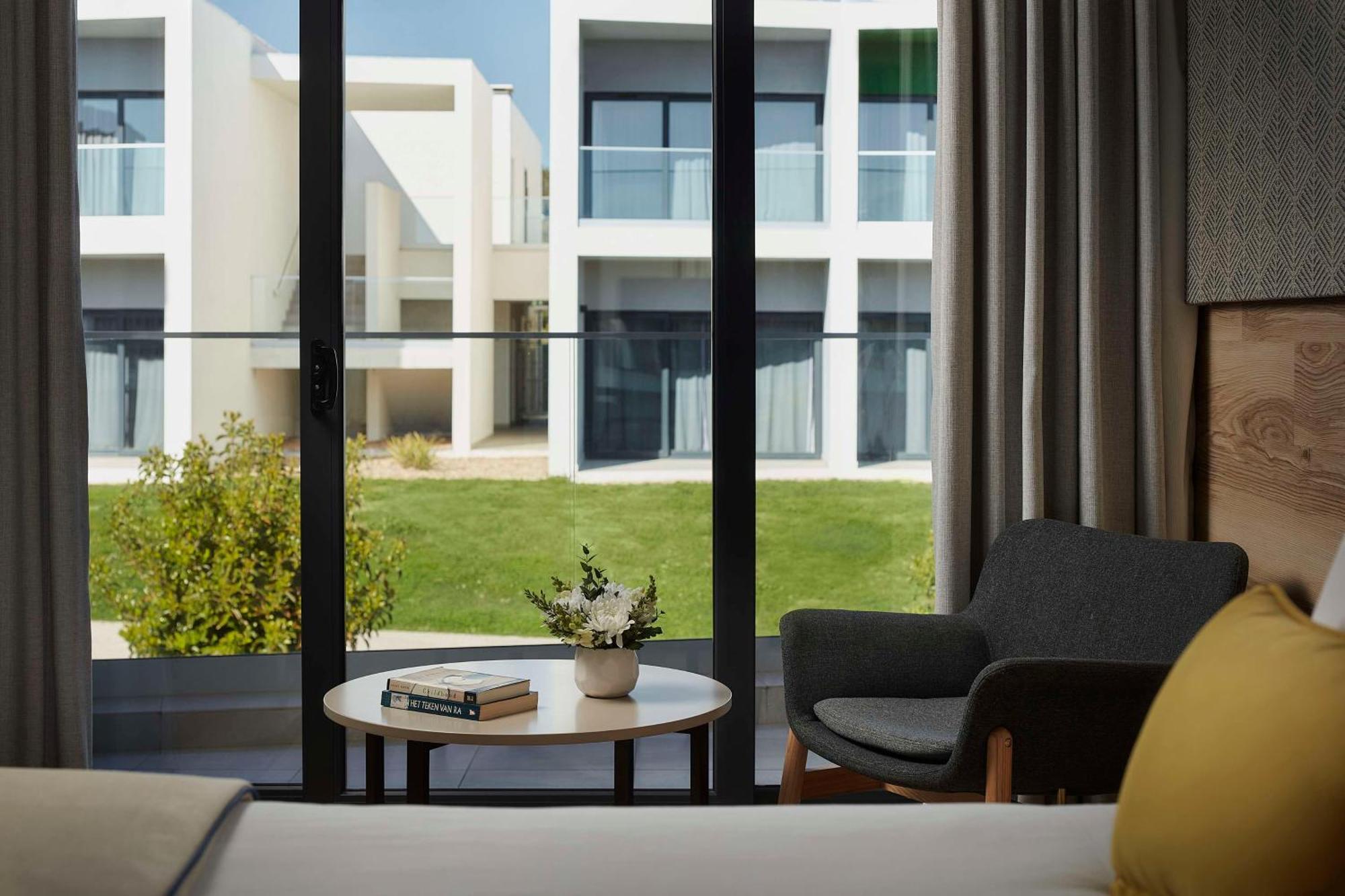 מלון Tivoli Alvor Algarve מראה חיצוני תמונה A room at the hotel